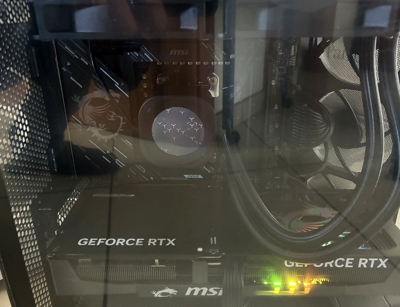 Assemblaggio PC gaming Ryzen 9 9950X3D per cliente di Cernusco sul Naviglio